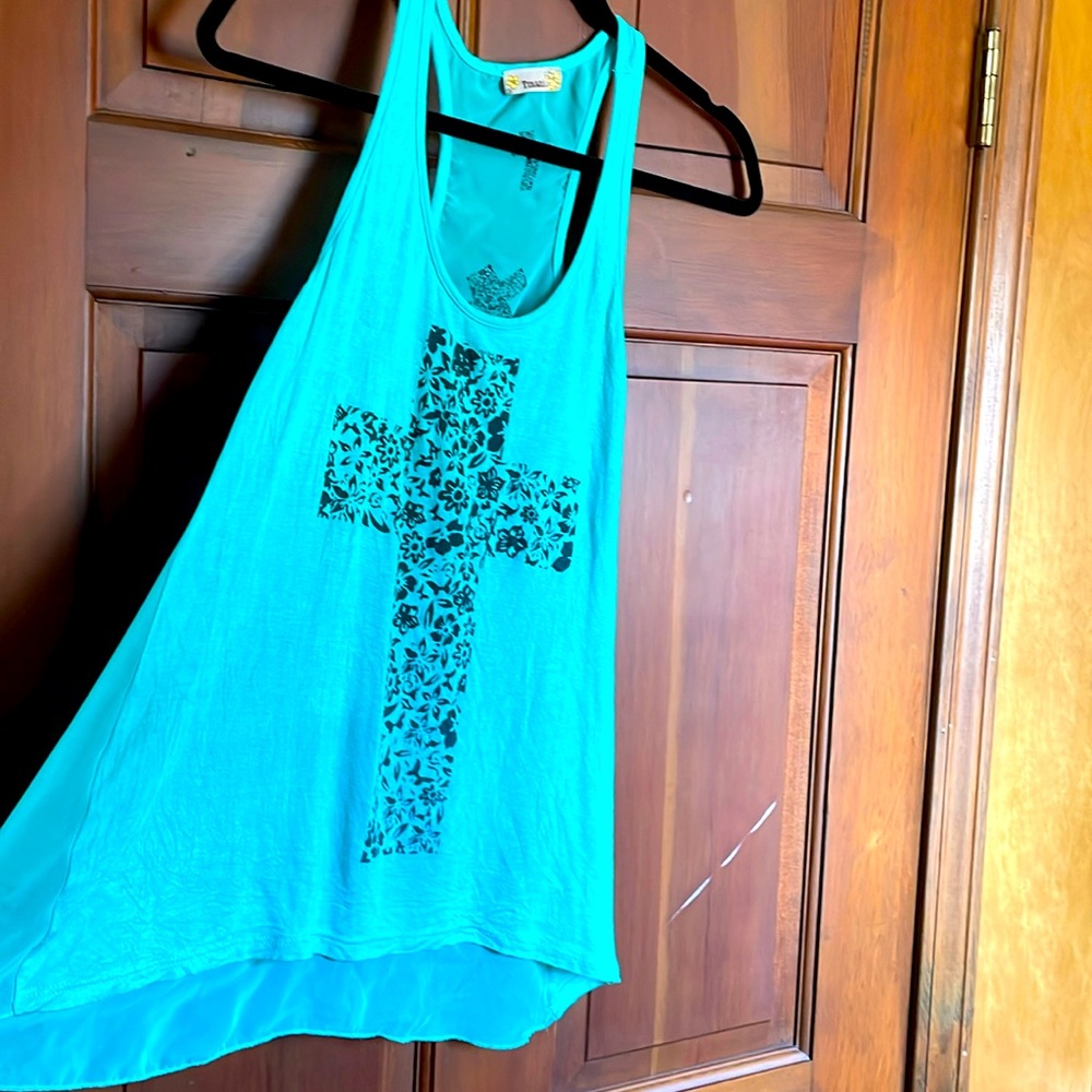 Tmani Tank Razorback Summer Blouse Size Medium
